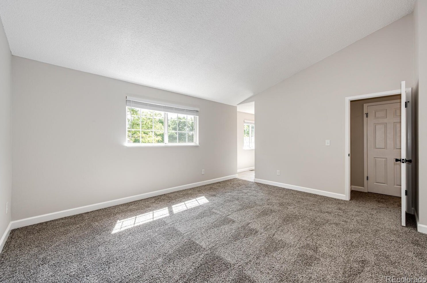 6627 Yukon Way, Littleton CO  80123-3071 exterior