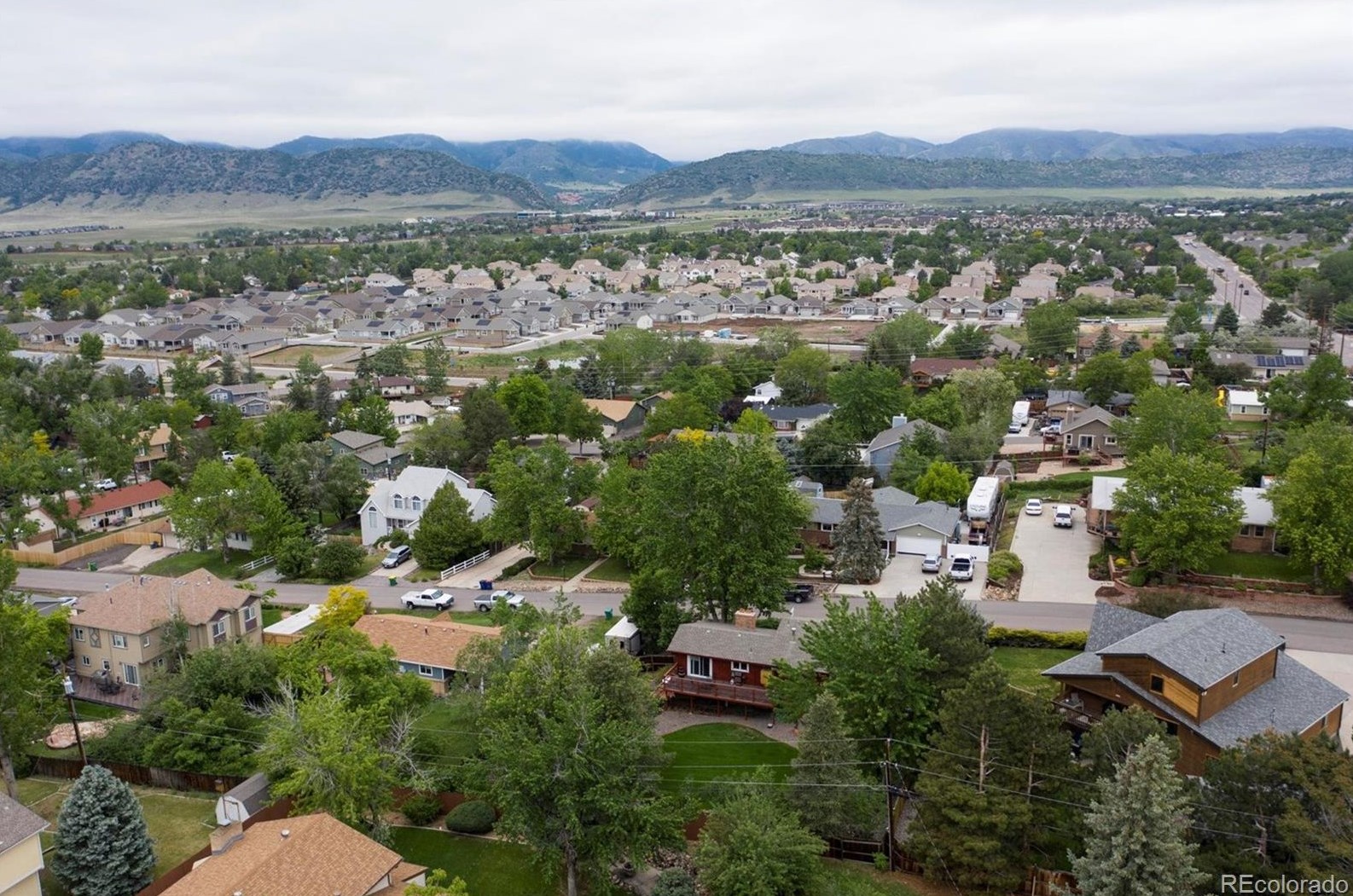 8342 Balsam St, Littleton CO 80128-6111 exterior