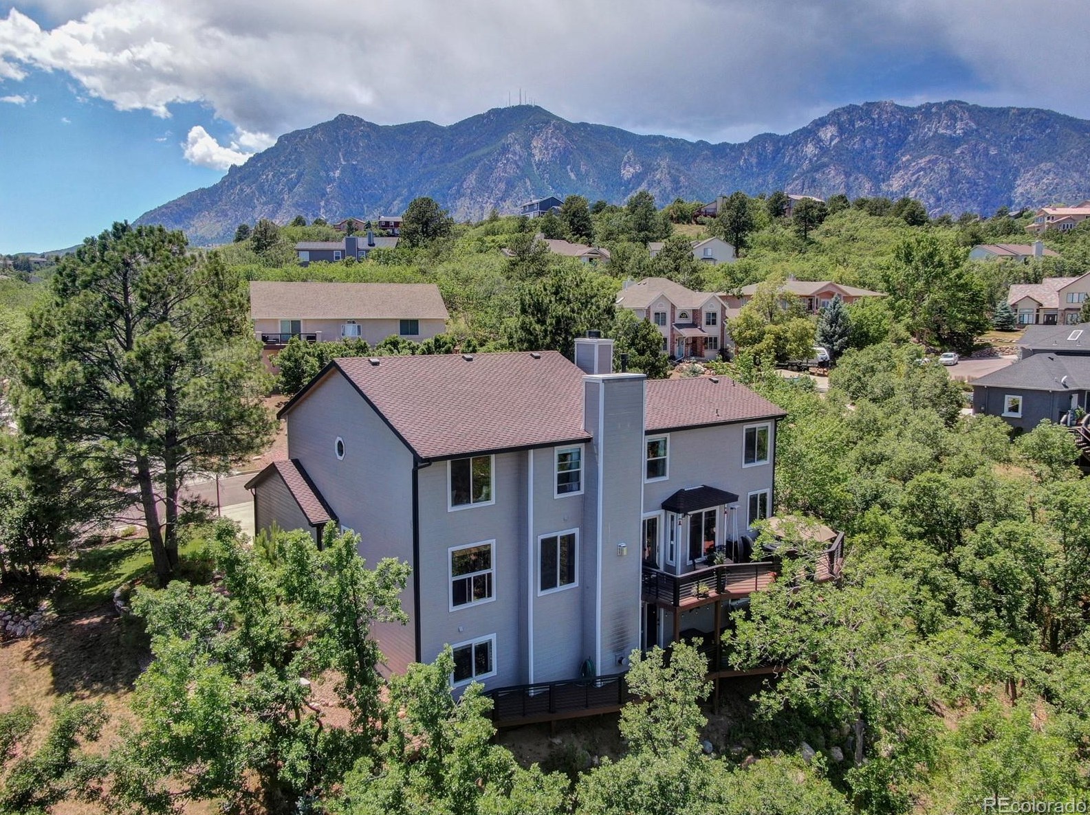 350 Cheshire Ct, Colorado Springs, CO 80906-7664