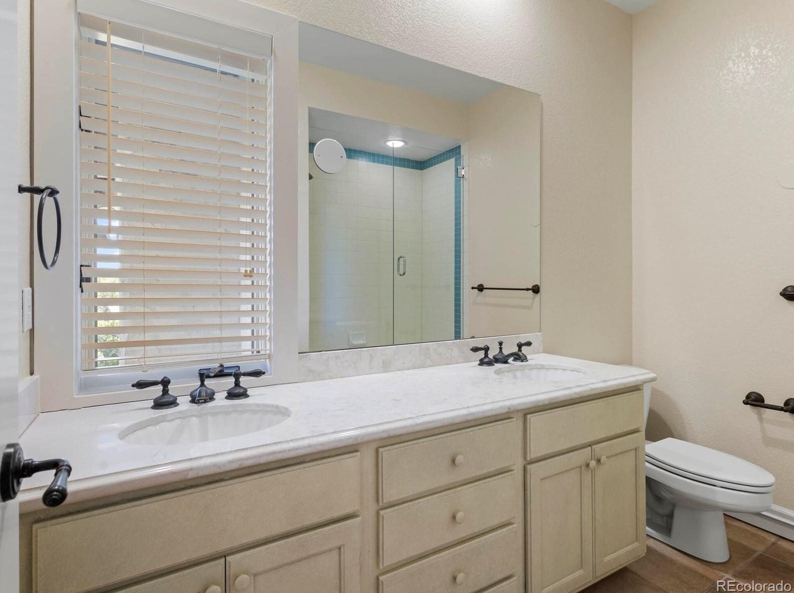 11 Castle Pne Dr, Castle Rock CO 80108-9155 exterior