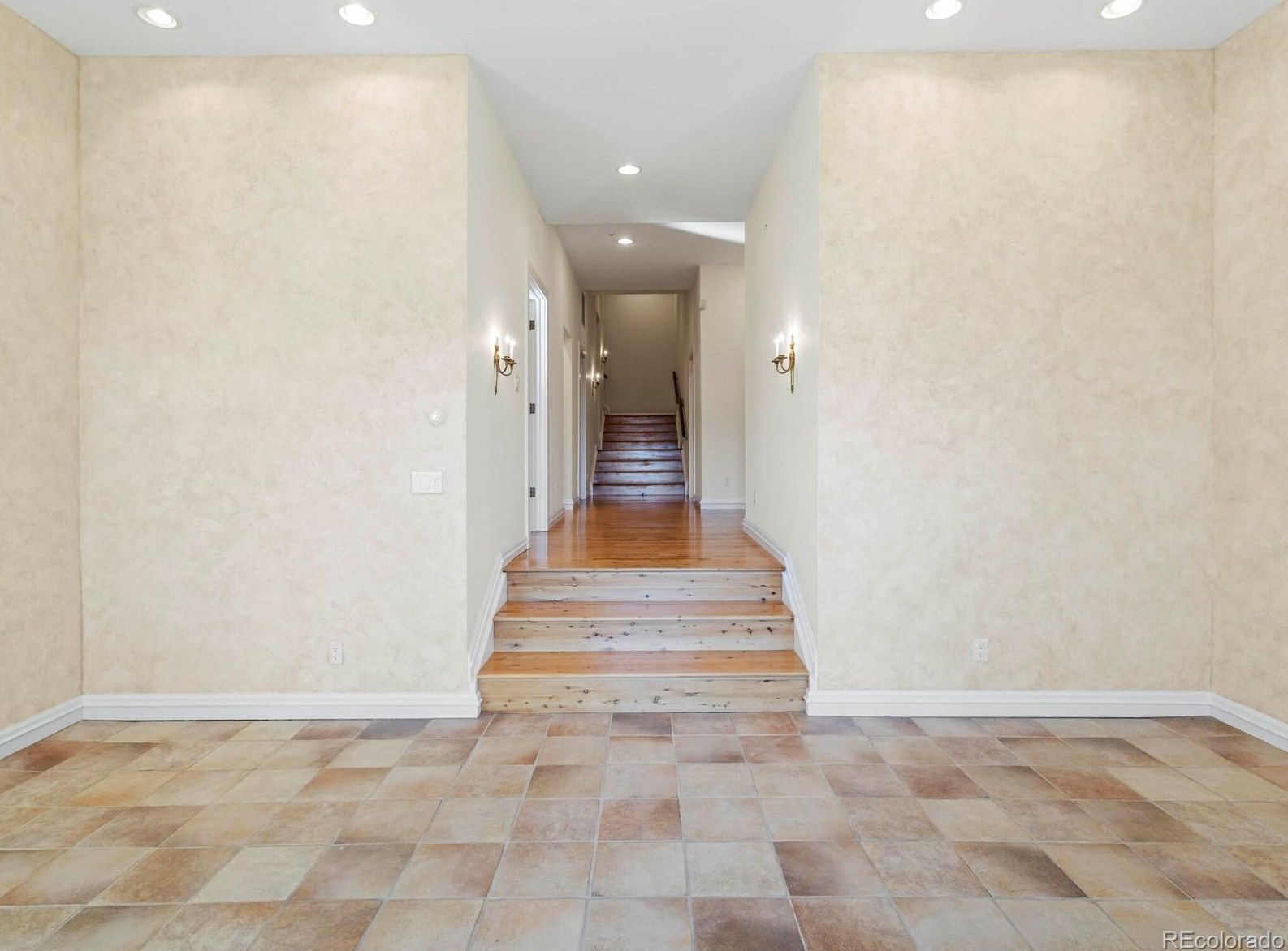 11 Castle Pne Dr, Castle Rock CO 80108-9155 exterior