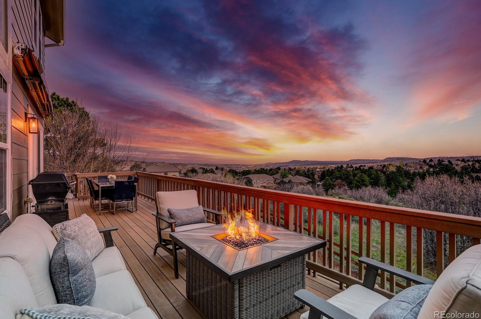 1720 Ridgetrail Ct, Castle Rock CO  80104-7697 exterior