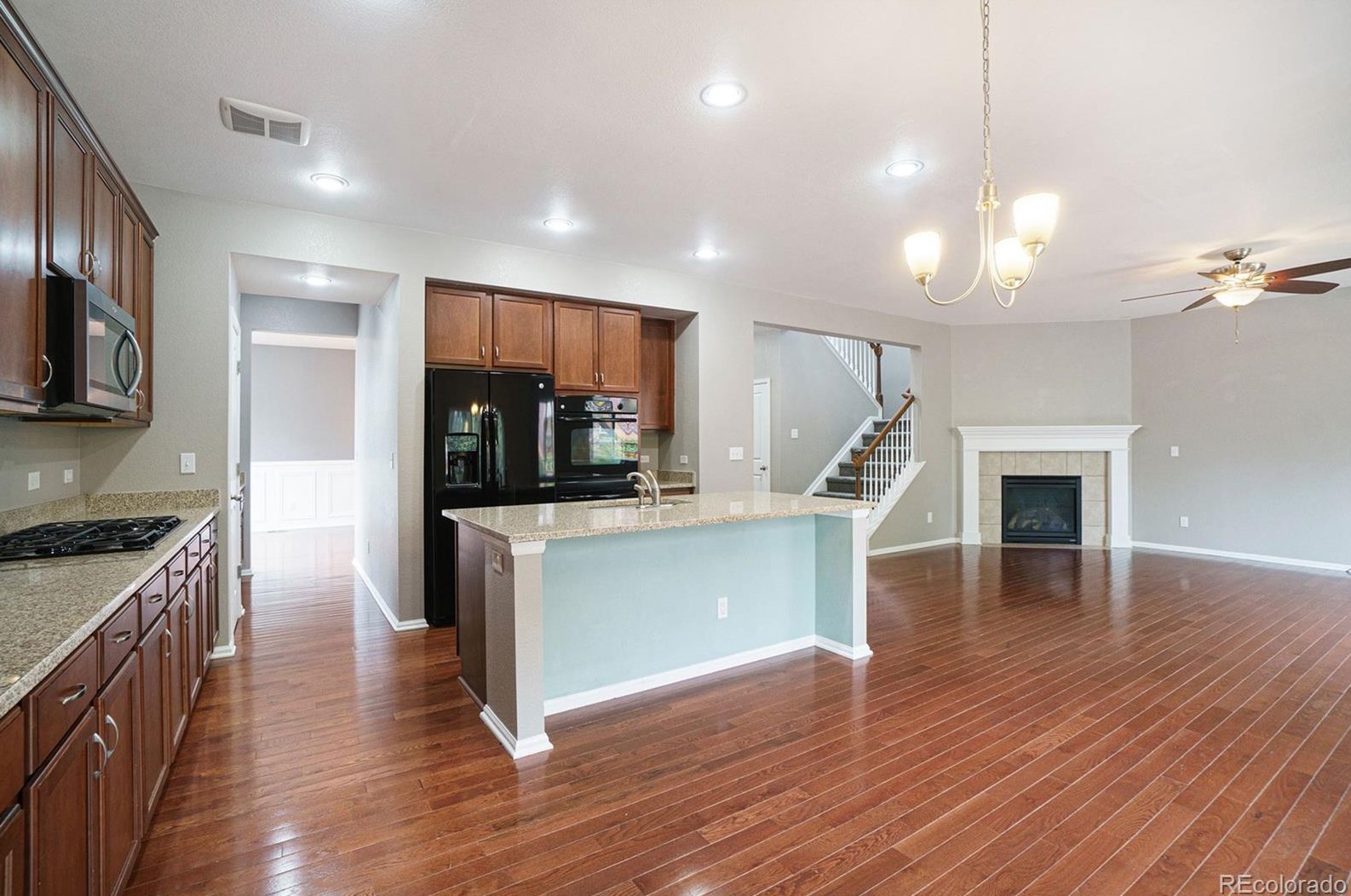 7957 Sabino Ln, Castle Rock CO  80108-9194 exterior