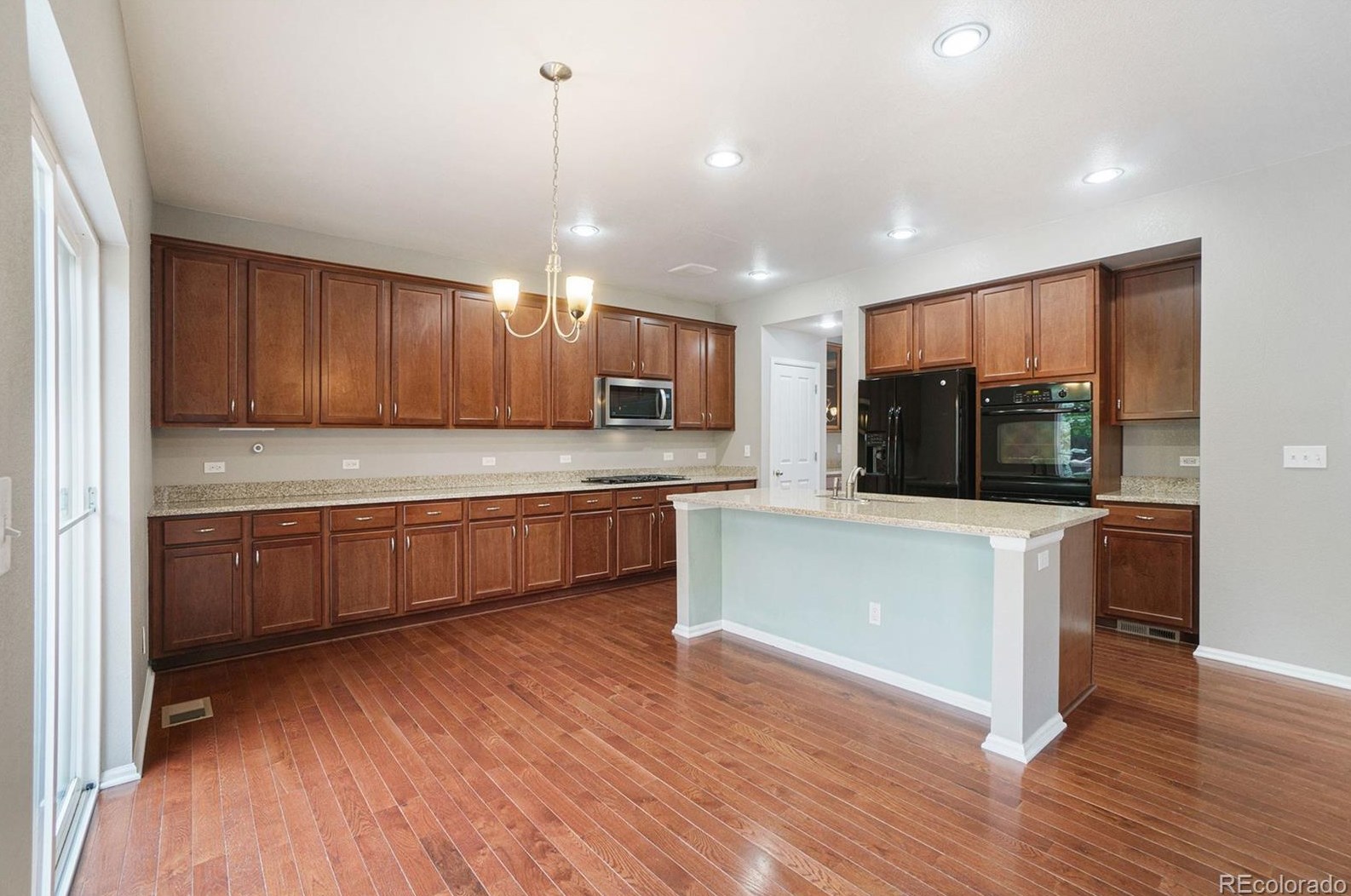 7957 Sabino Ln, Castle Rock CO  80108-9194 exterior