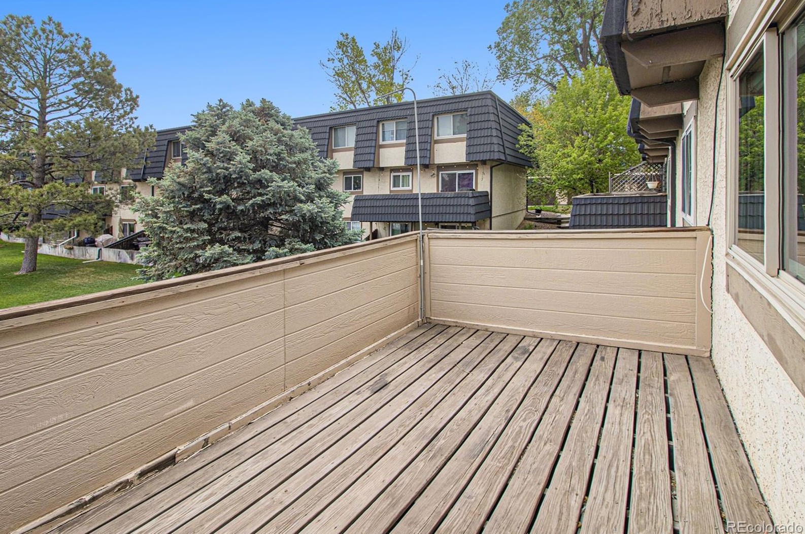 6932 Broadway, Littleton CO 80122-3608 exterior