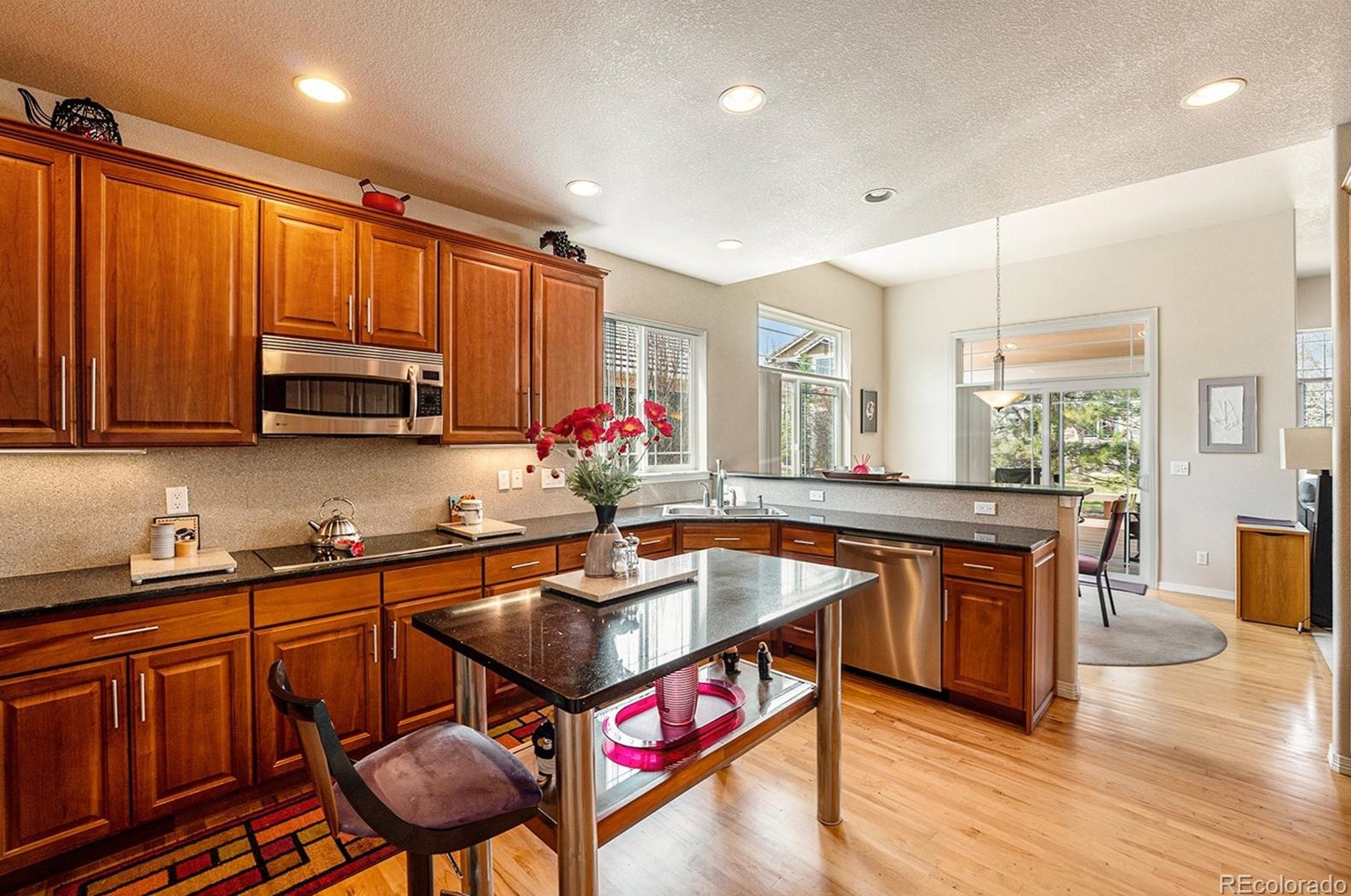 6526 Umber Cir, Arvada CO  80007-6822 exterior