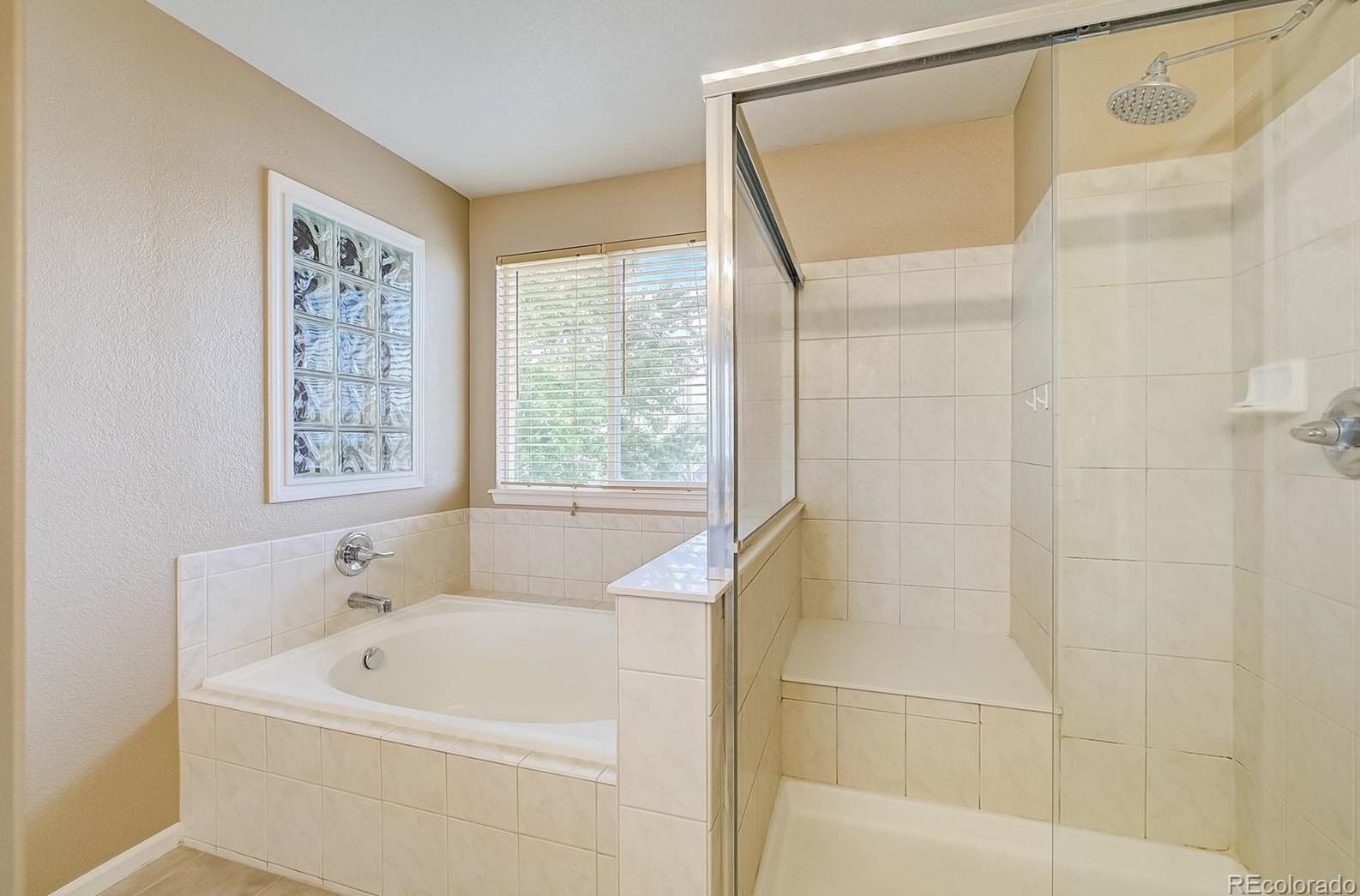 5303 Lost Mdw Trl, Castle Rock CO 80104-5233 exterior