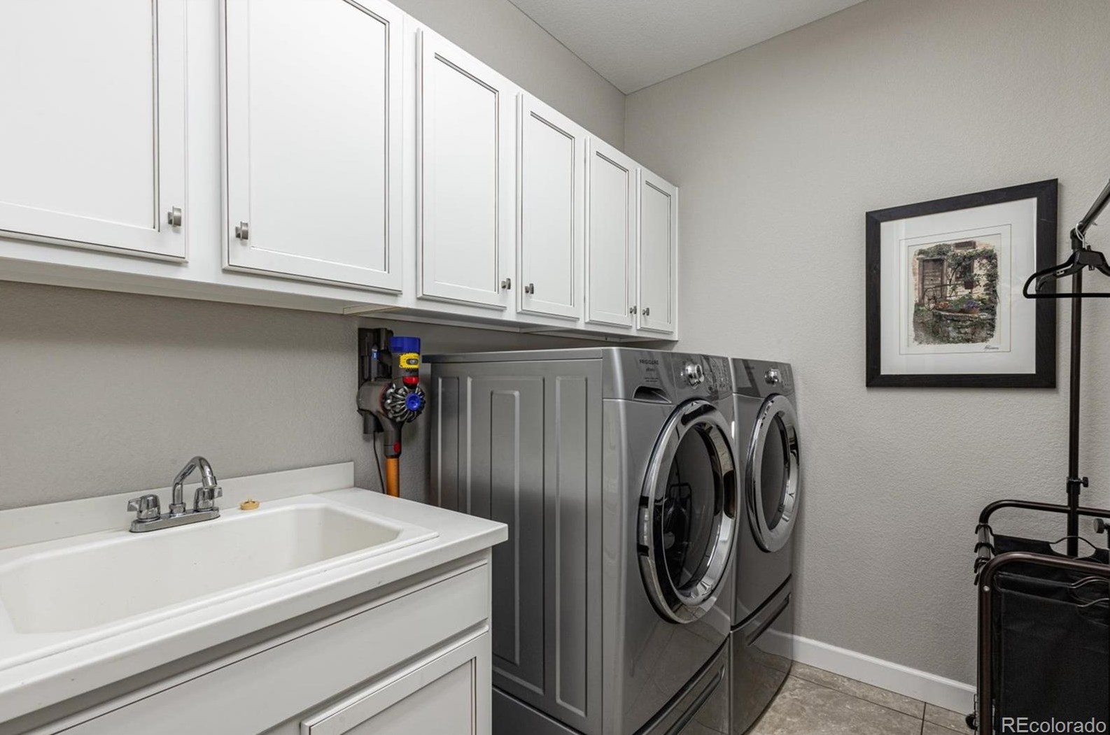 21925 Rowland Dr, Aurora CO exterior