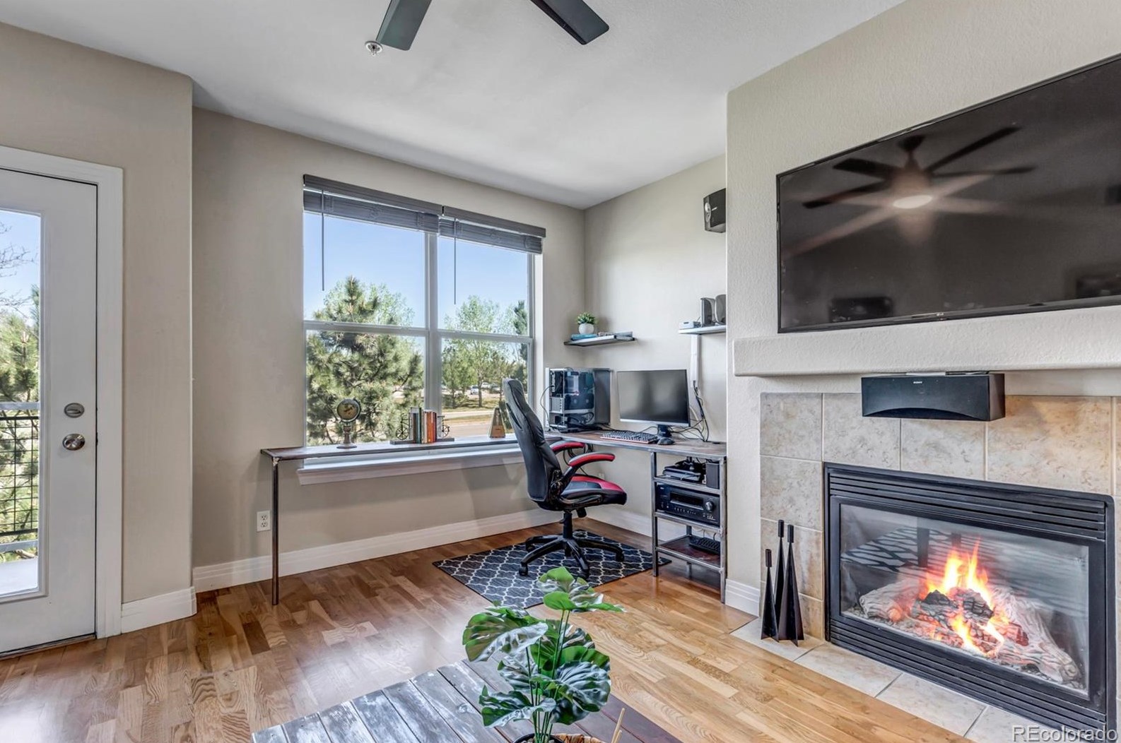 9079 E Panorama Cir #415, Englewood, CO 80112