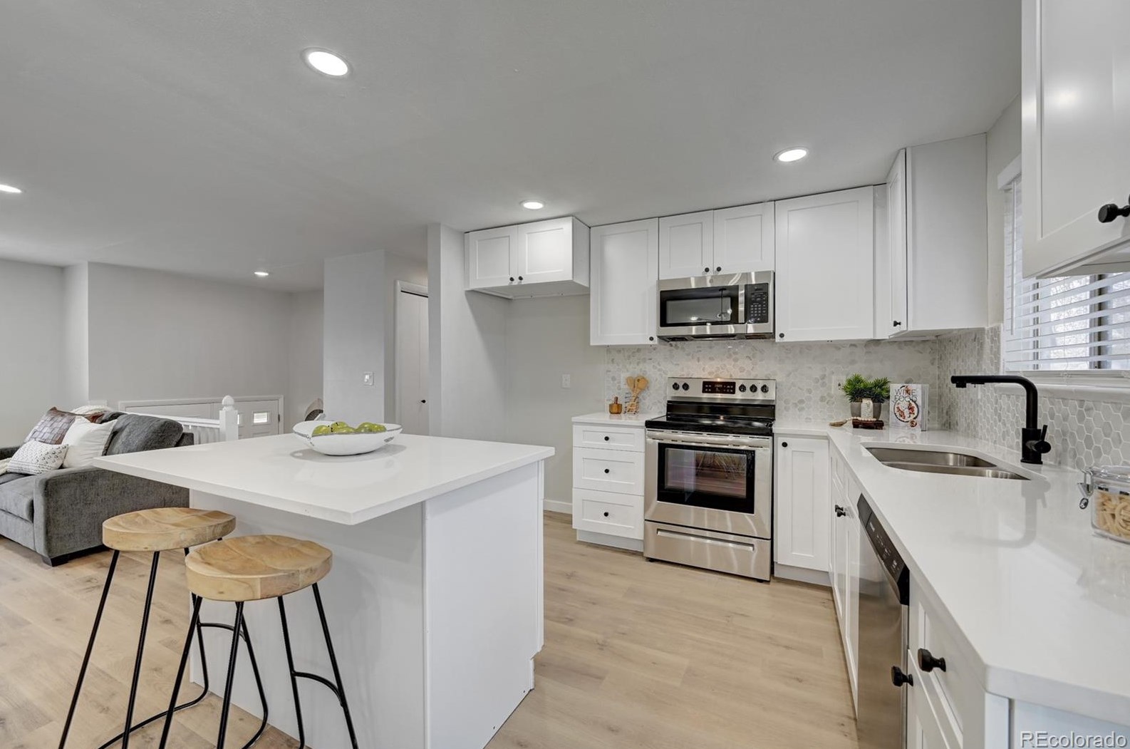 8496 Eaton St, Arvada CO  80003-1324 exterior