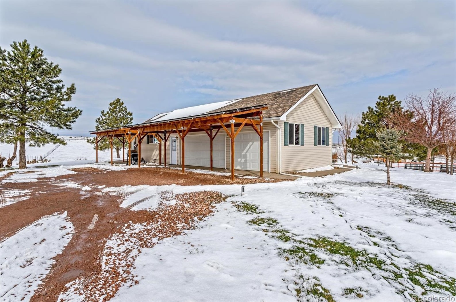 43177 Saddlehorn Dr, Elizabeth, CO 80107