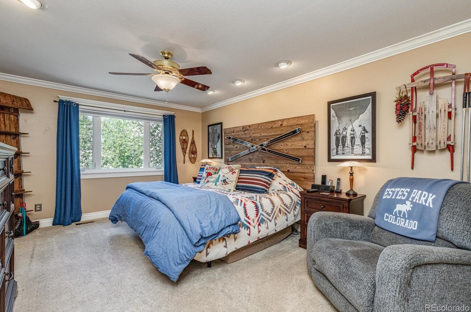 8588 Woody Way, Littleton CO 80126-2536 exterior