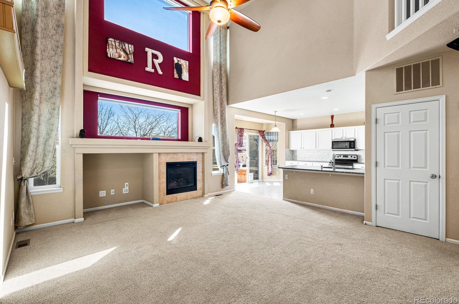 230 Cherry St, Castle Rock, CO 80104-3202