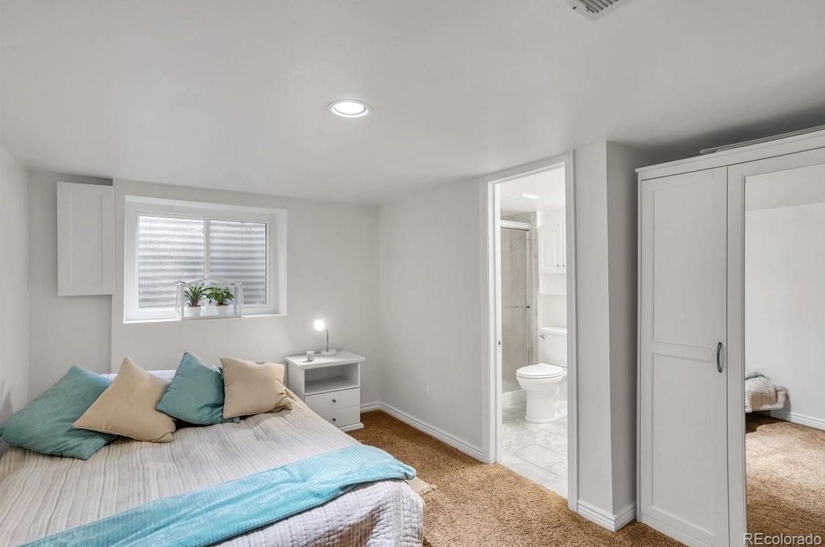 7365 Knolls Way, Littleton CO 80122-1750 exterior