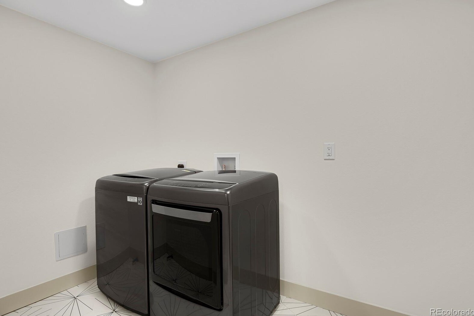 6738 70th Pl, Arvada CO  80003-3634 exterior