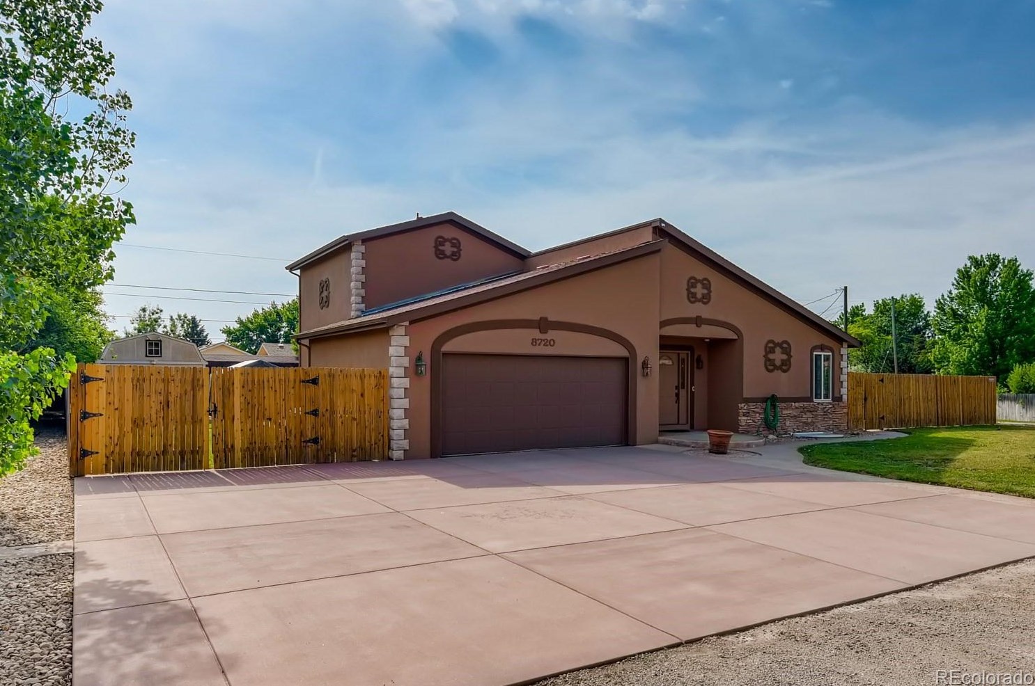 8720 Ammons St, Littleton, CO 80128-6211