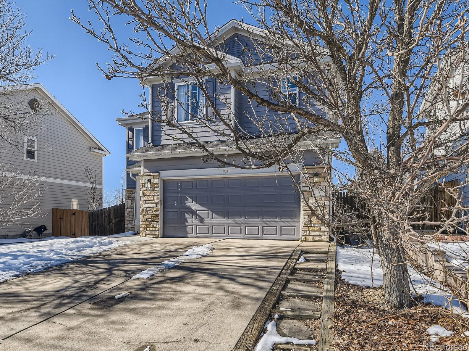 2563 S Genoa St, Aurora, CO 80013