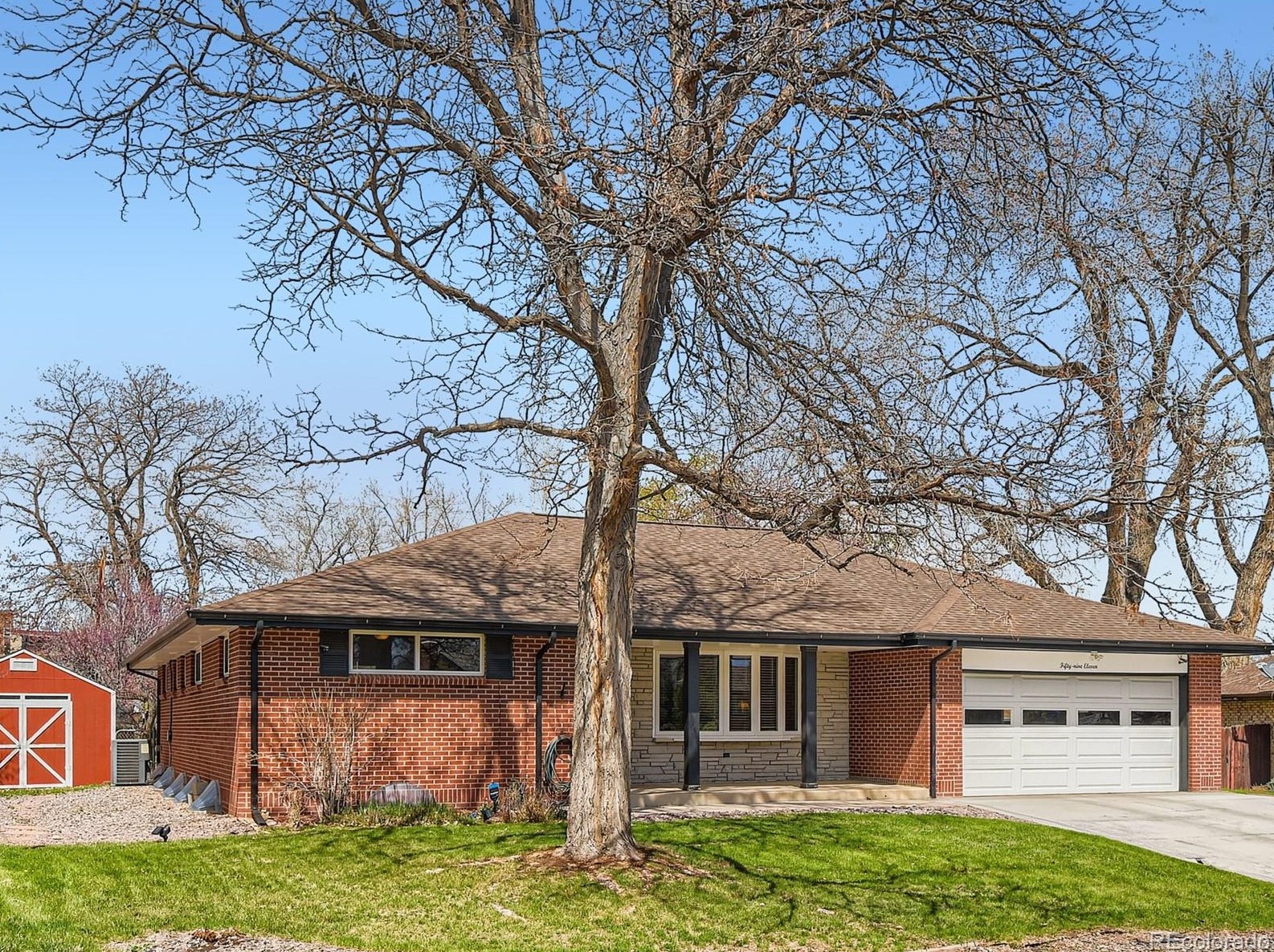 5911 Greenwood Cir, Littleton, CO 80120-2207