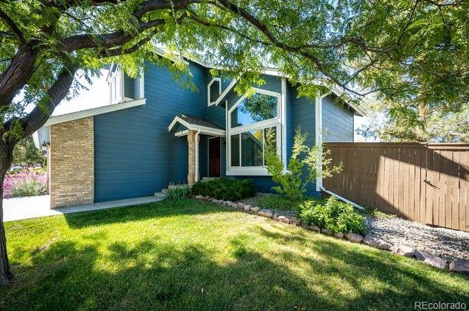 9247 Shadowglen Ct, Littleton, CO 80126-3412