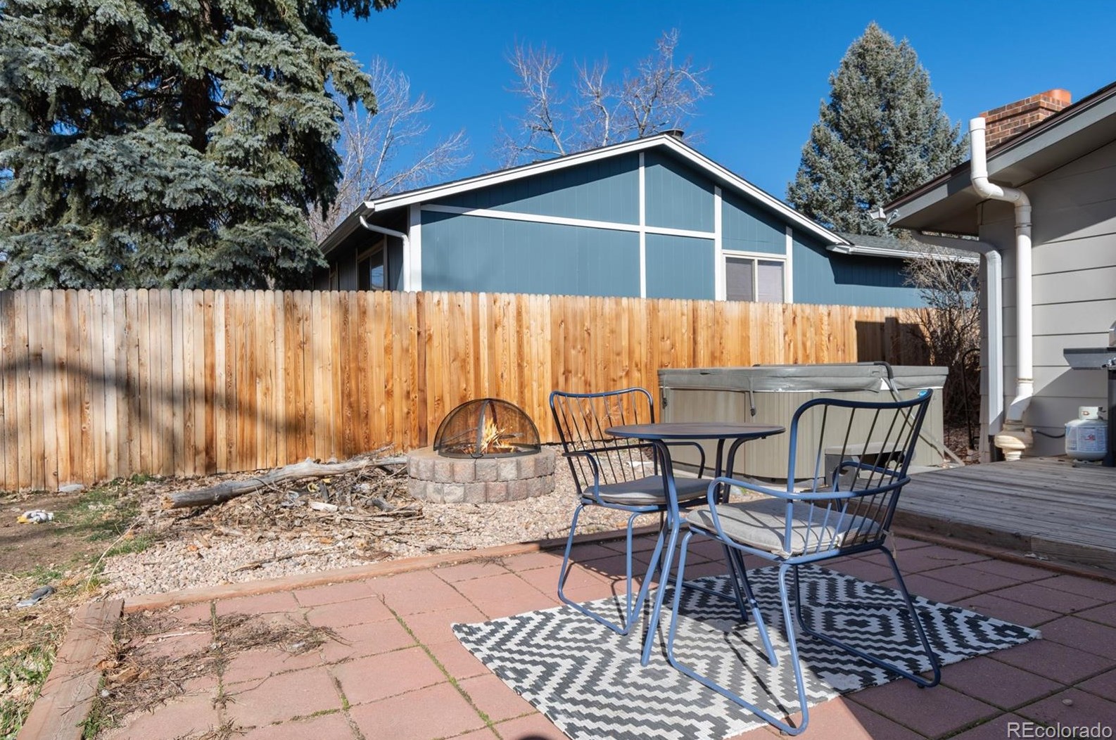 7373 Vance St, Littleton CO  80128-4829 exterior