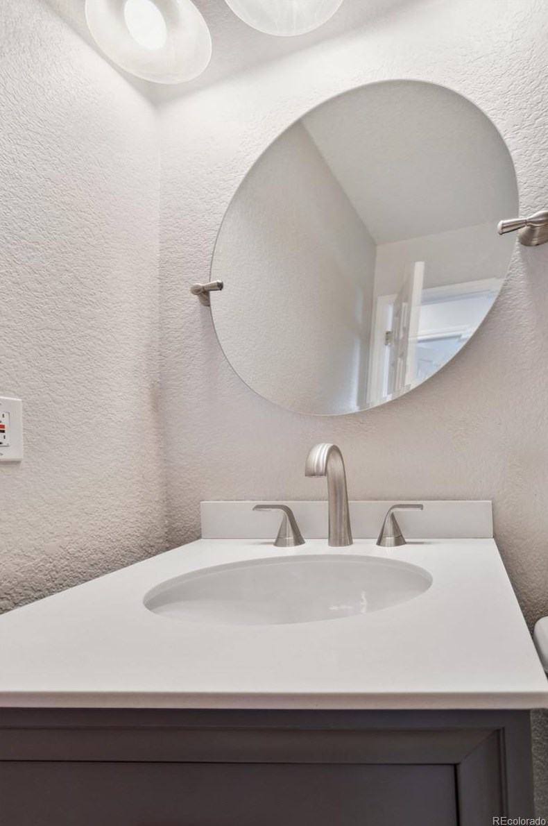 7373 Vance St, Littleton CO  80128-4829 exterior