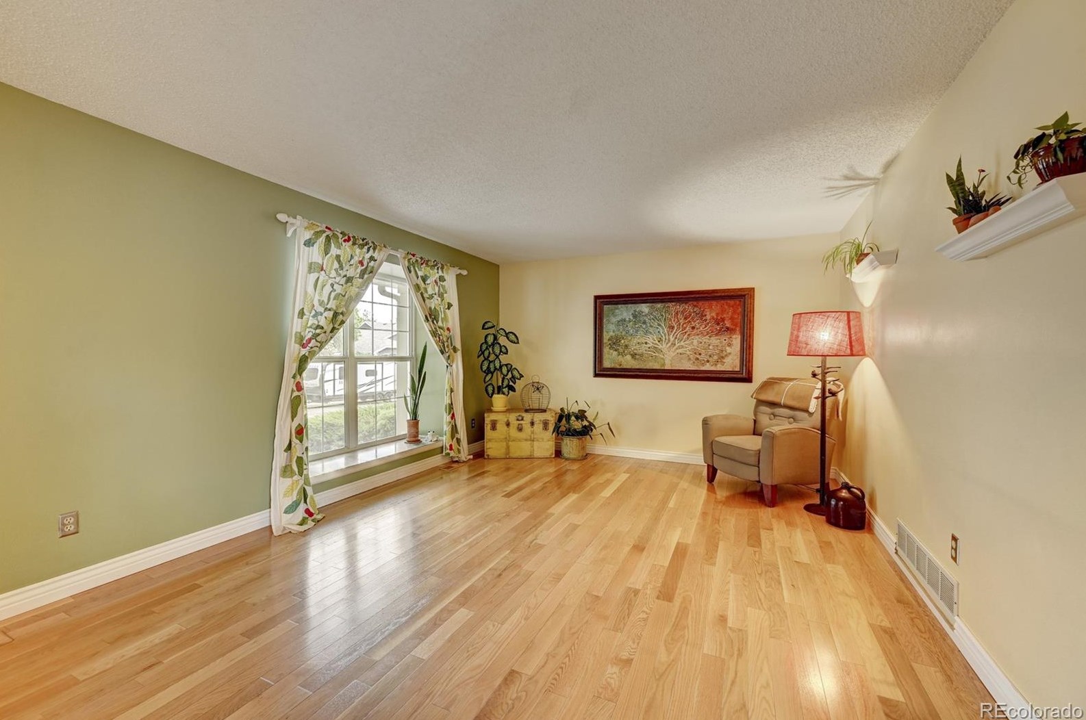 11402 Berry Ave, Littleton CO 80127-1837 exterior