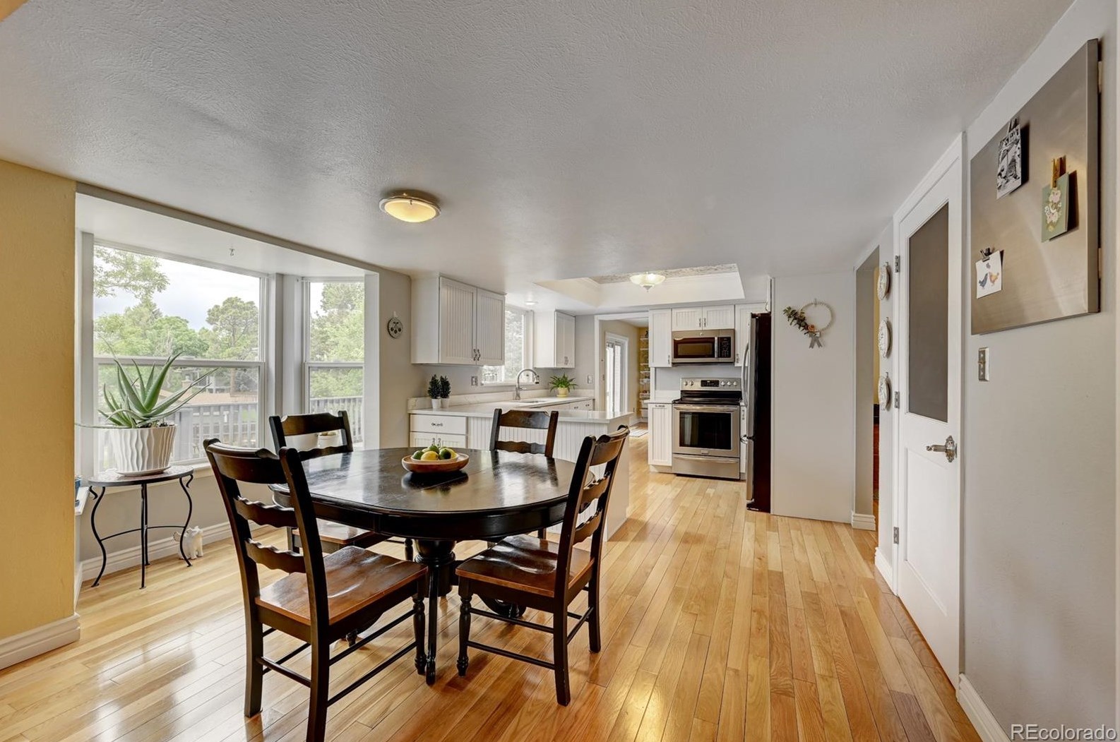 11402 Berry Ave, Littleton CO 80127-1837 exterior