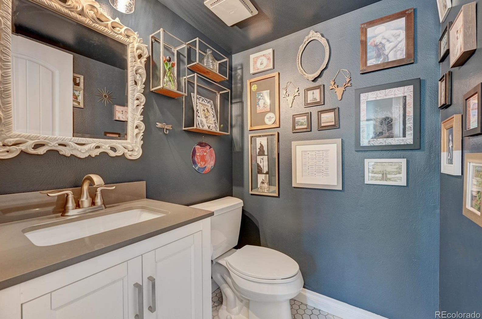 11402 Berry Ave, Littleton CO 80127-1837 exterior