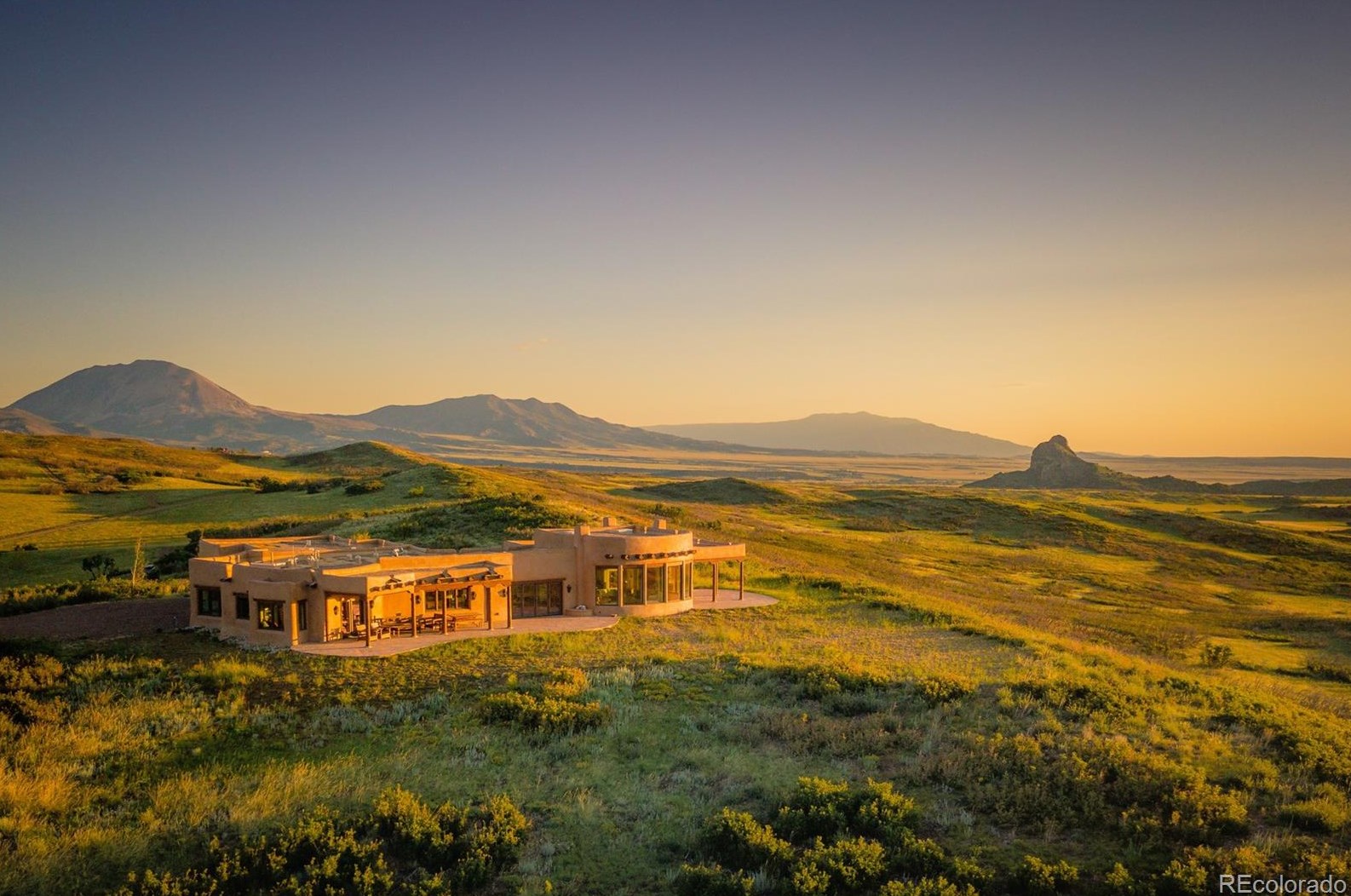 1333 Mountain Valley Rd, Wahatoya, CO 81055