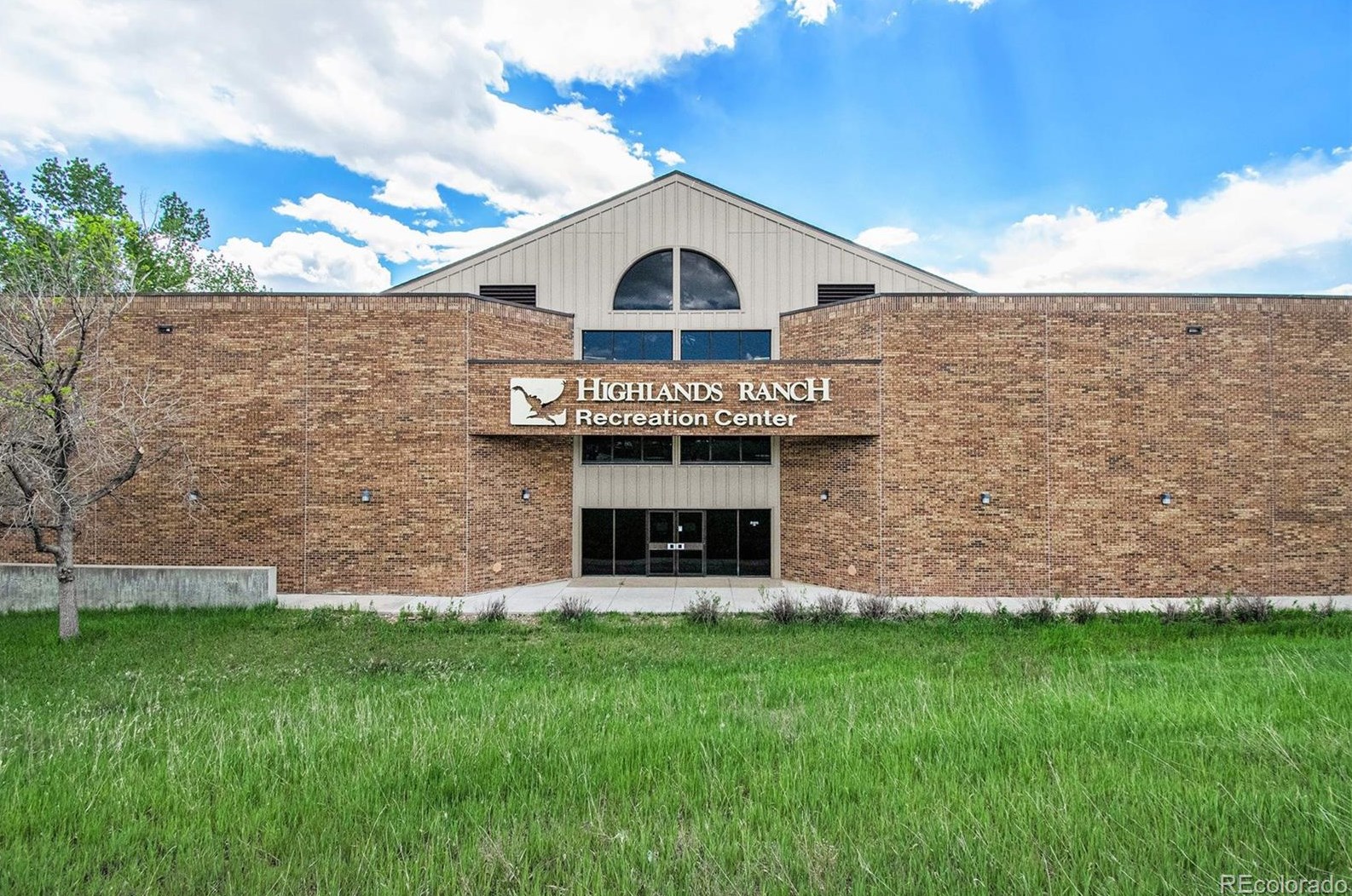 938 Summer Dr, Littleton CO  80126-4801 exterior