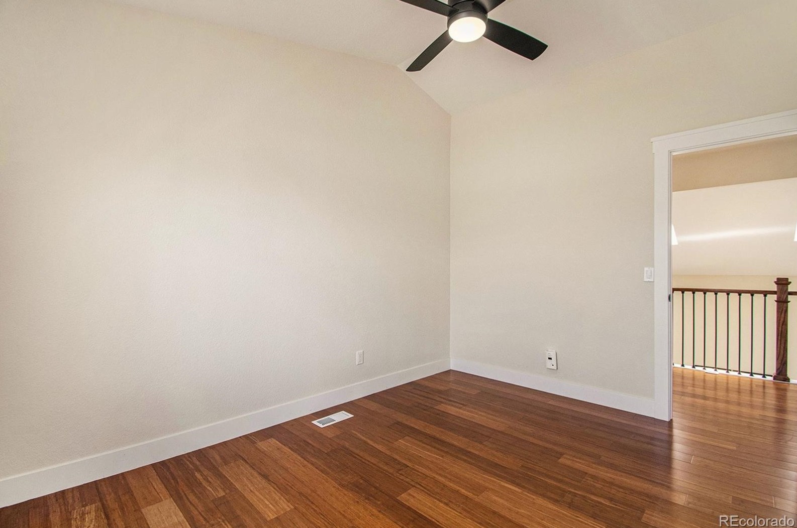 938 Summer Dr, Littleton CO  80126-4801 exterior