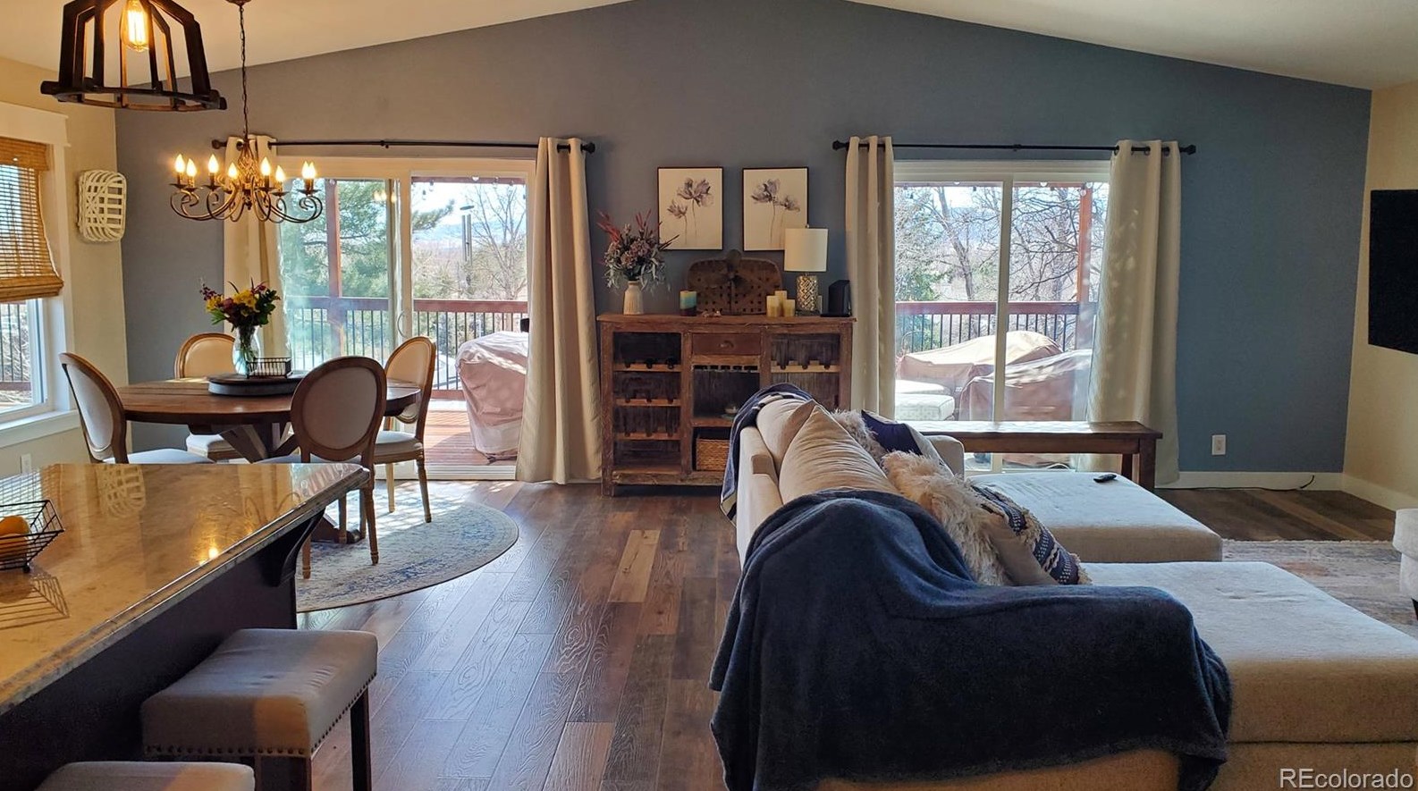 8354 Brentwood St, Littleton CO  80128-6116 exterior