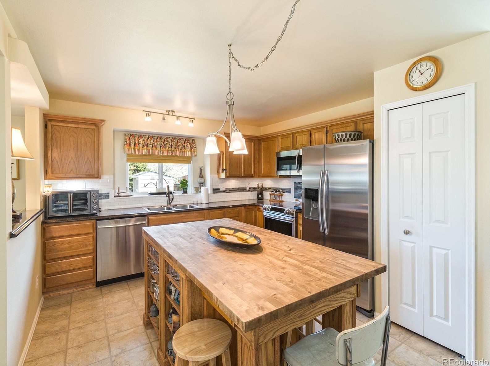 7190 Churchwood Cir, Colorado Springs, CO 80918-6324
