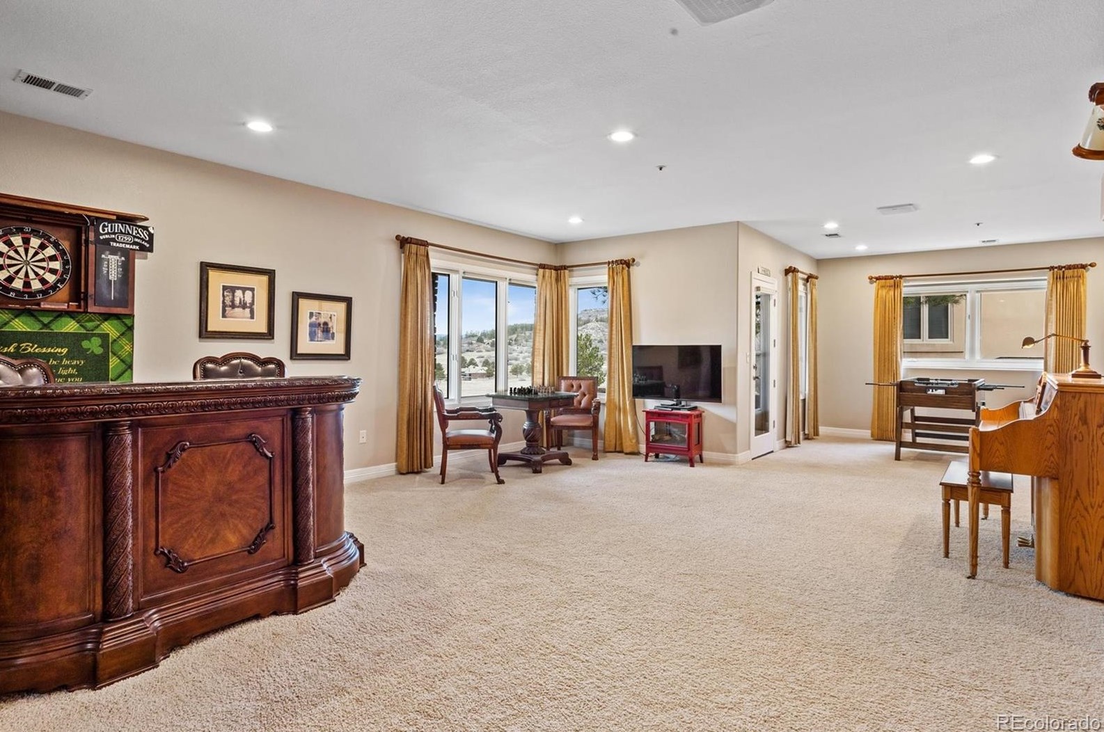 3232 Country Club Pkwy, Castle Rock CO  80108-8300 exterior