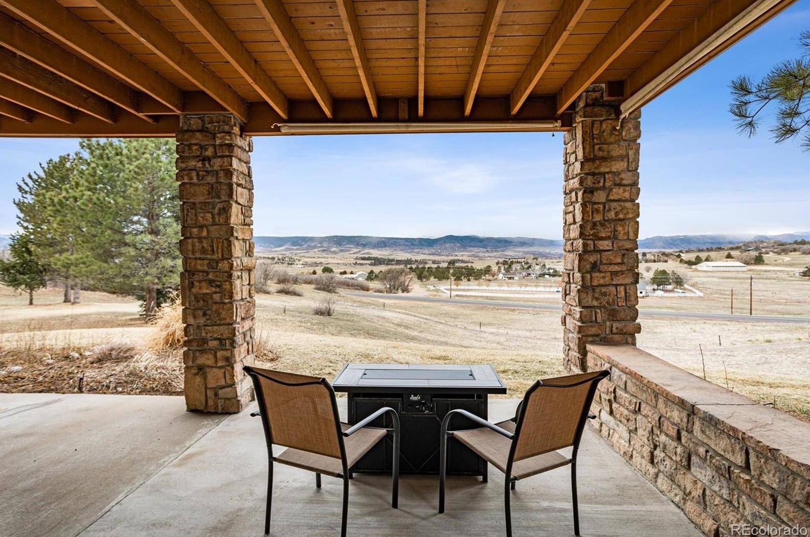 3232 Country Club Pkwy, Castle Rock CO  80108-8300 exterior