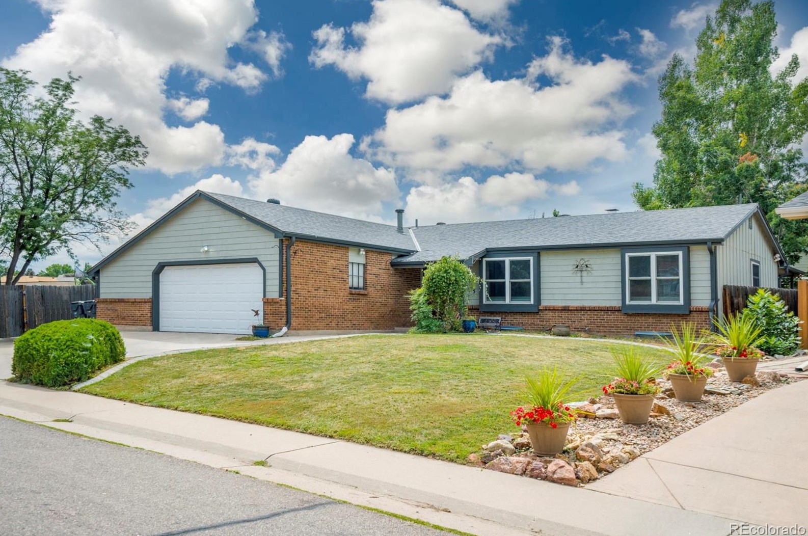 5535 Newcombe St, Littleton, CO 80127-1816