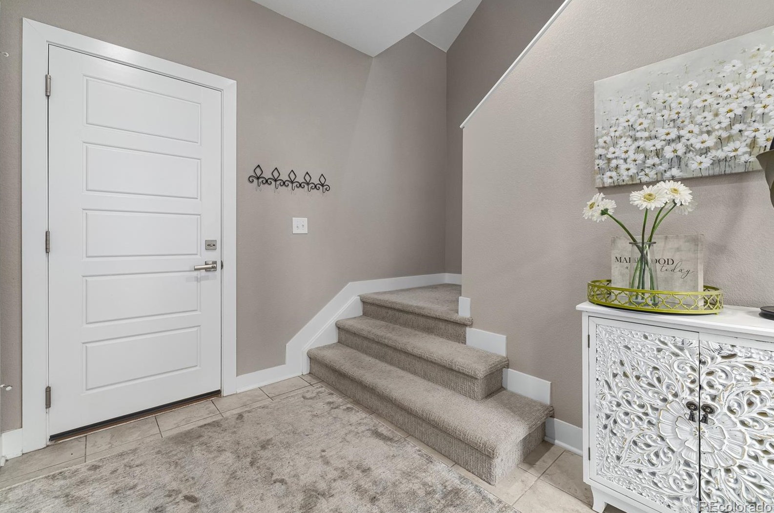 578 Hinsdale Ave, Littleton, CO 80122