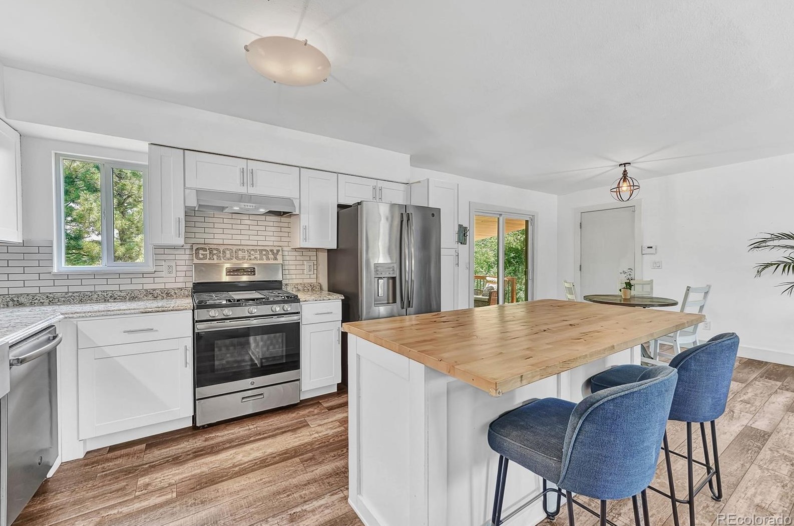 6496 Dexter St, Littleton CO 80122-2341 exterior