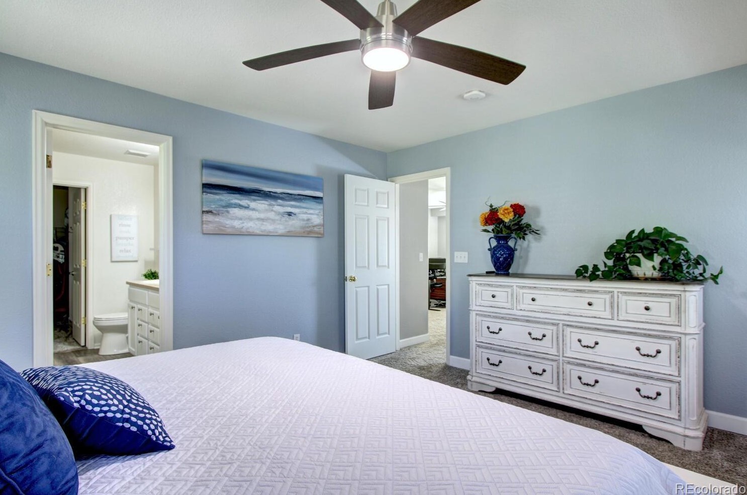 10557 Jaguar Dr, Littleton CO  80124-5200 exterior