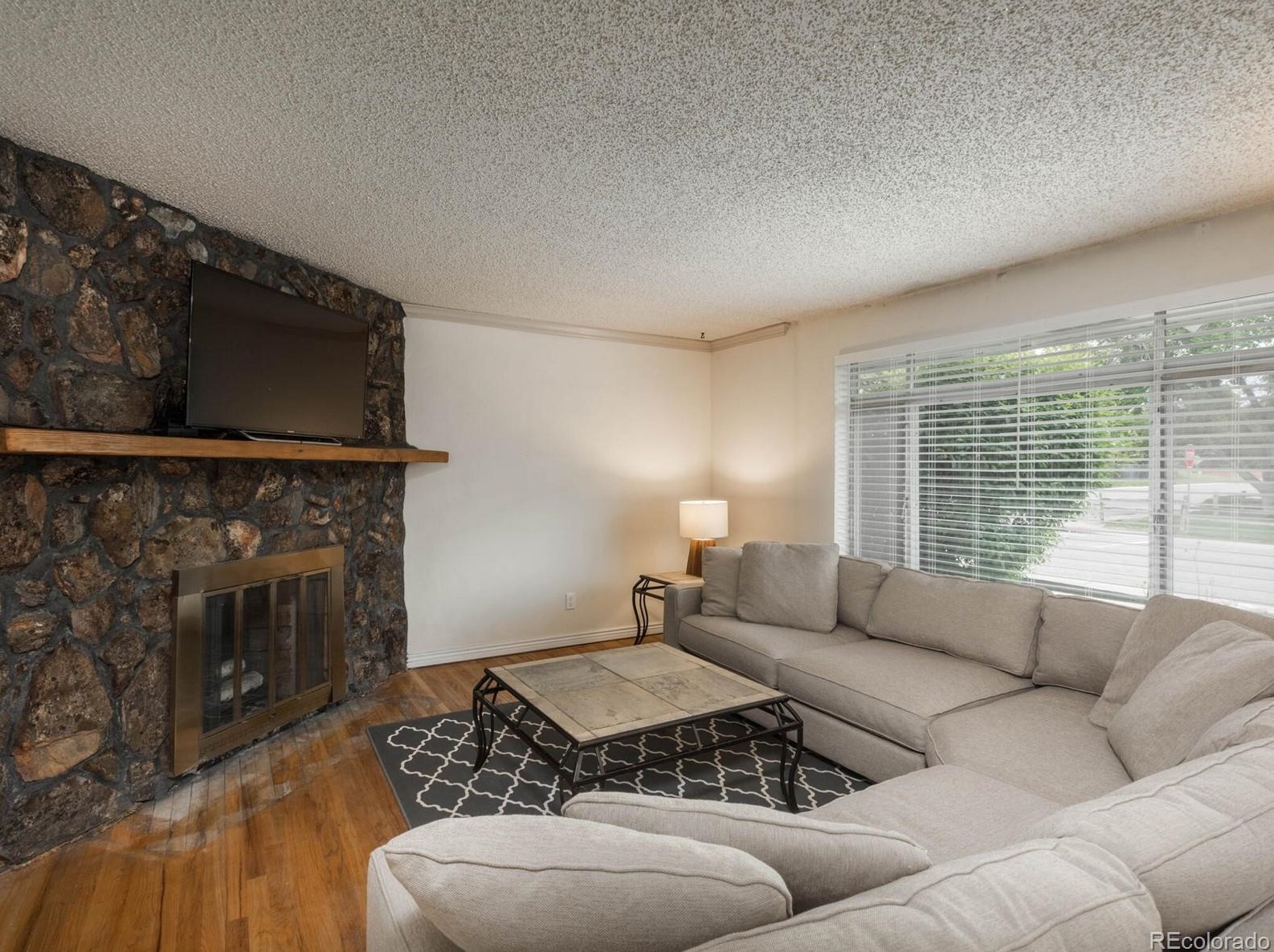 6592 Pearl St, Littleton CO  80121-2342 exterior