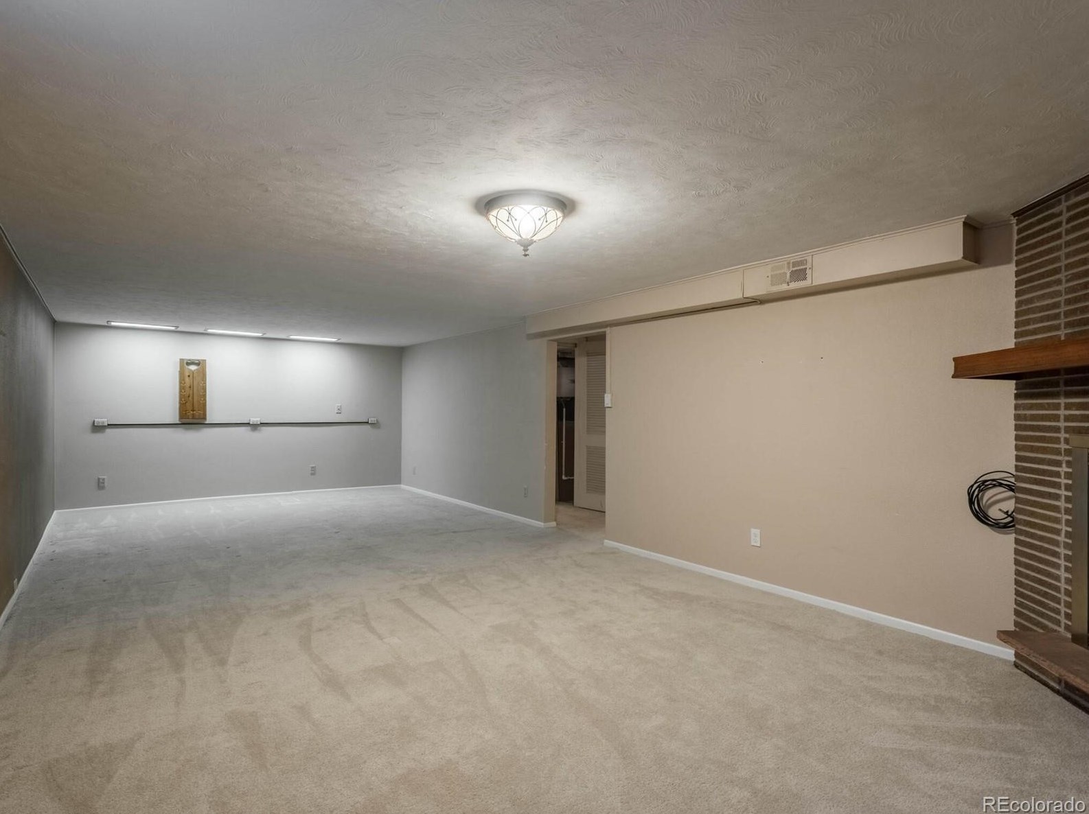 6592 Pearl St, Littleton CO  80121-2342 exterior