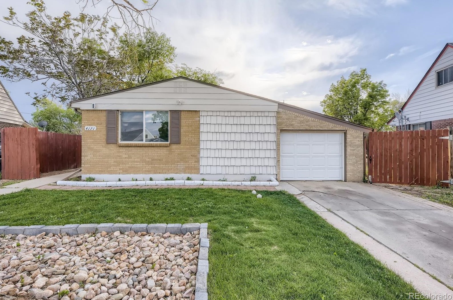 4171 S Eliot St, Englewood, CO 80110