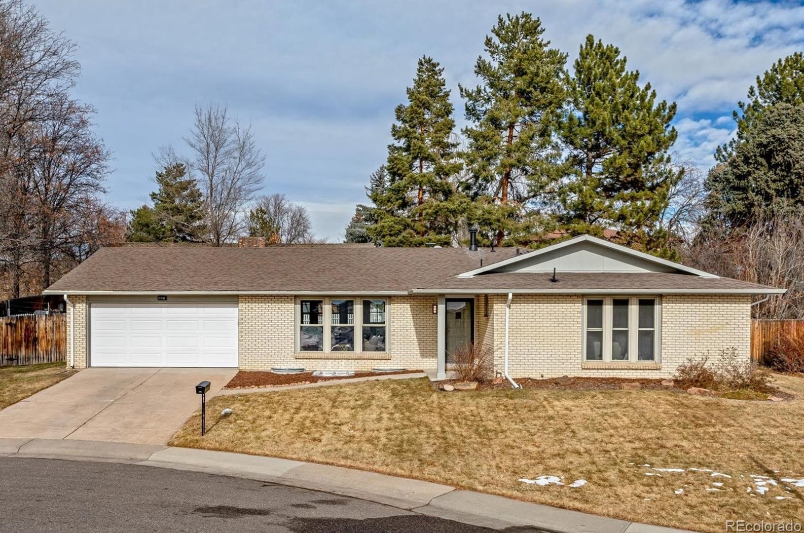 6719 Roxbury Dr, Littleton, CO 80128-4599