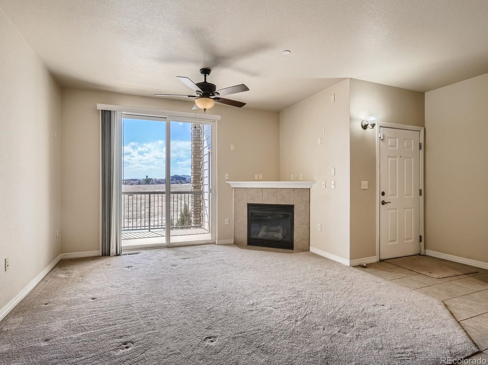 7292 S Blackhawk St #2-206, Englewood, CO 80112