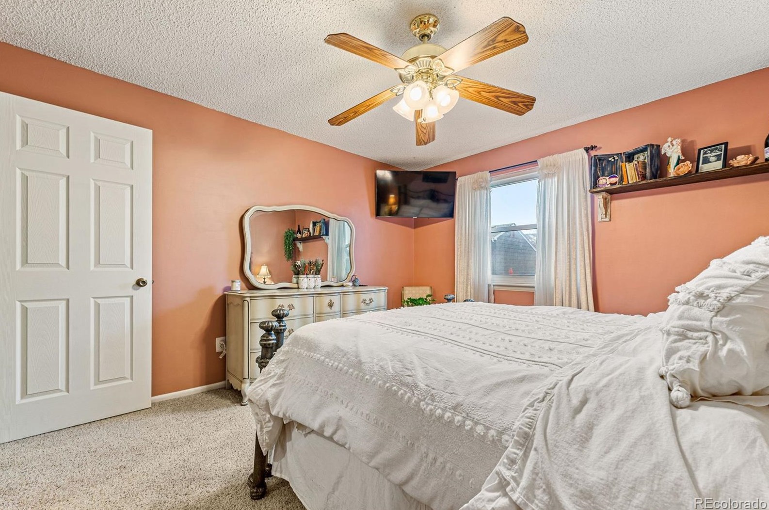 5603 Yank Ct, Littleton CO  80127-2188 exterior