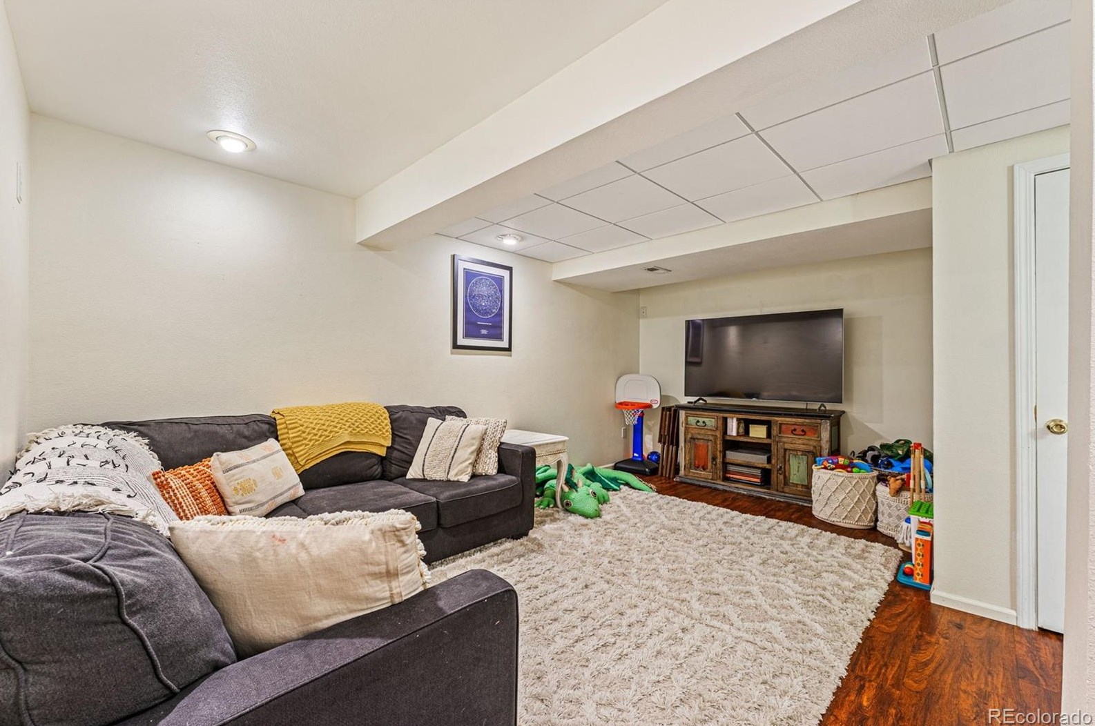 5603 Yank Ct, Littleton CO  80127-2188 exterior