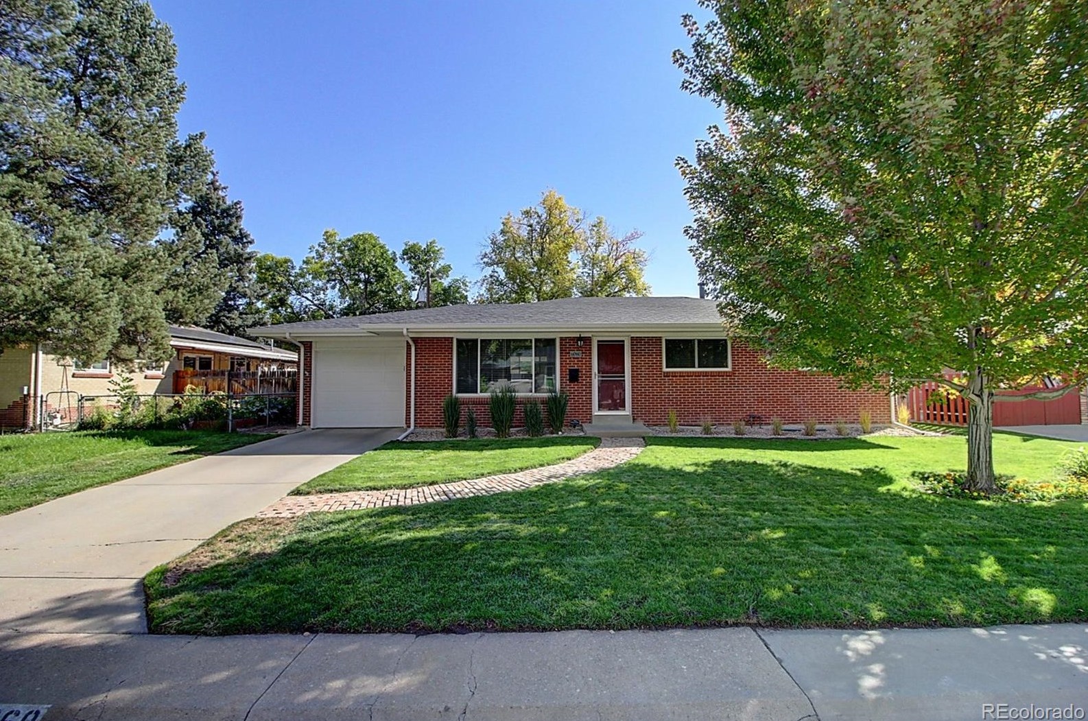 6060 Garland St, Arvada, CO 80004-5352