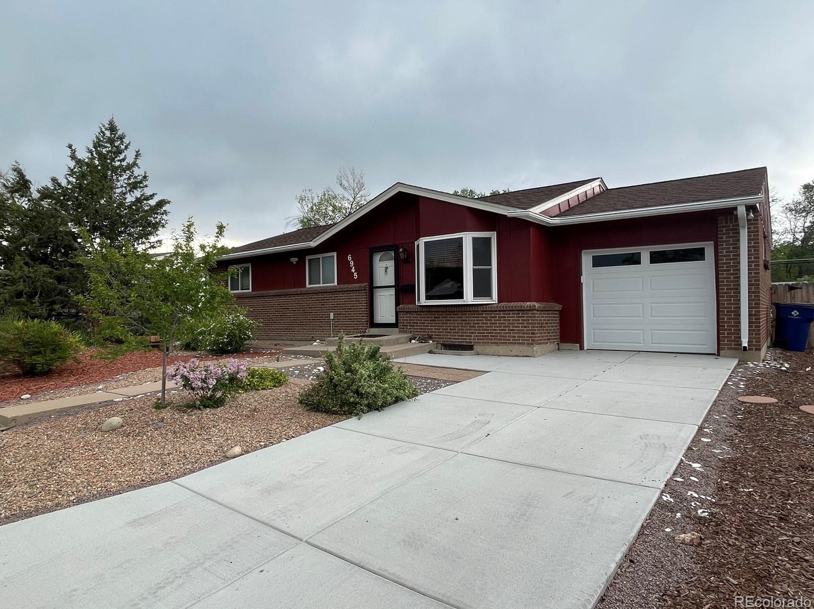 6945 Clermont Dr, Littleton, CO 80122-2154