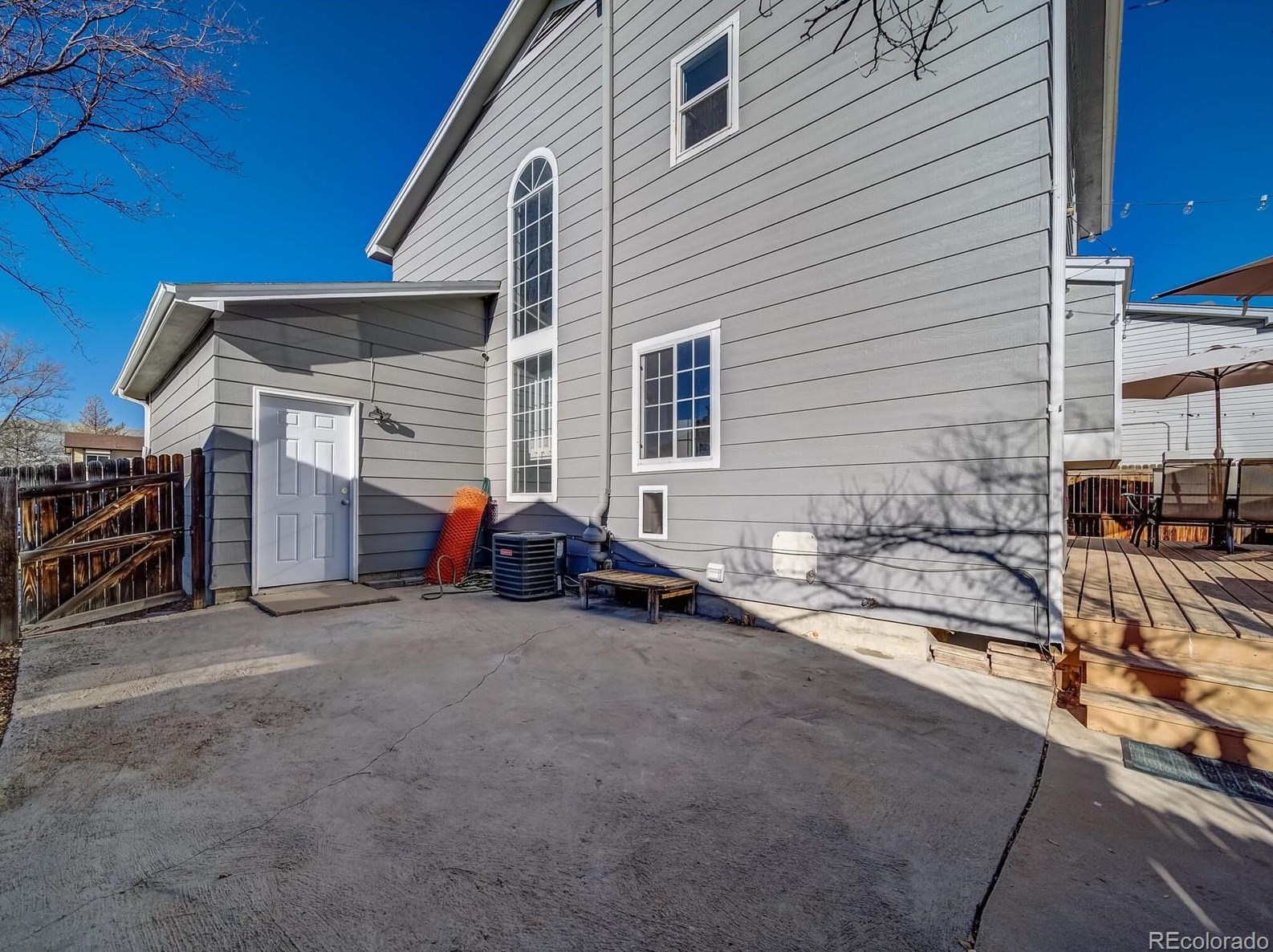 6324 Xavier Ct, Arvada CO  80003-6626 exterior