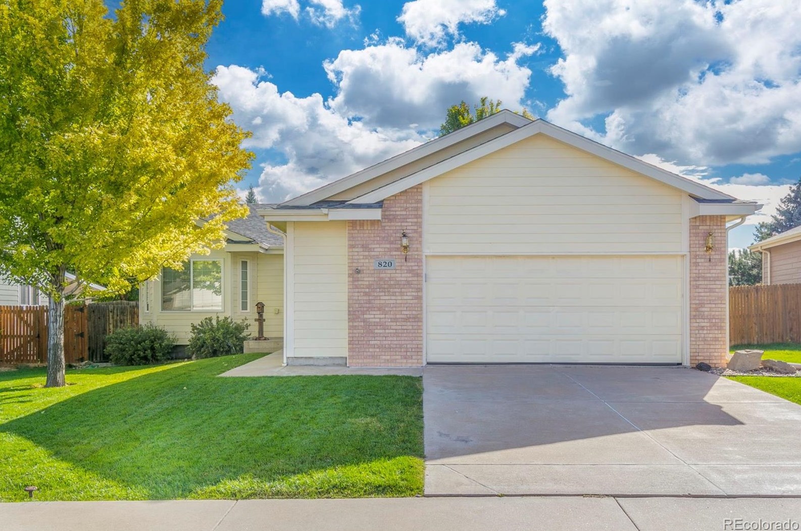 820 Fairhaven St, Castle Rock, CO 80104-3229